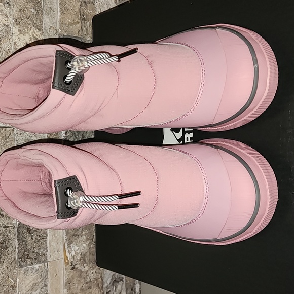 Sorel Brand New Women's Pink Ankle Boots Waterproof Snow Boots - Picture 3 of 9